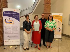 Roll-Up-Ausstellung zur Familienhospizarbeit der Malteser Berlin.