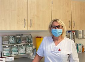 Stationsleitung auf einer Covid-Isolierstation am Malteser Krankenhaus in Flensburg. Foto Mumm / Malteser