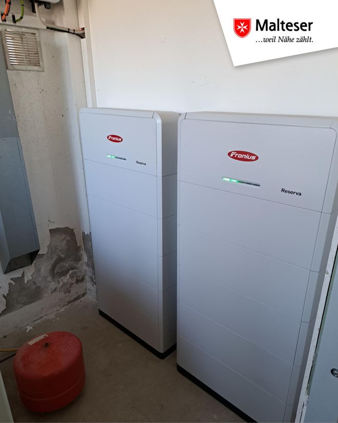 Batteriespeicher für die Photovoltaikanalge im Keller der Tafel Annaberg.