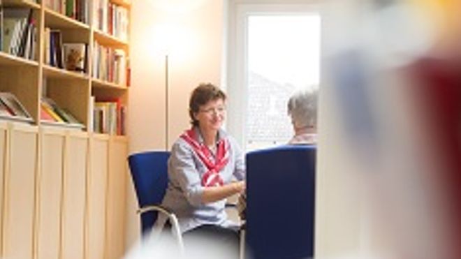 Die Kurzkurse werden gehalten von Ina Weichel und Beate Peters-Dürrschmidt (Foto Fabian Helmich).
