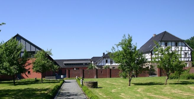 Malteser Kommende in Ehreshoven Außenansicht