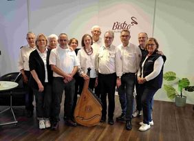 Gäste des KulTour-Begleitdienstes (KBD) freuten sich über Konzert mit ukrainischer Bandura-Spielerin