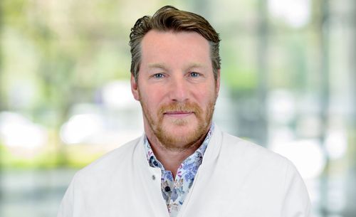 Porträt von Prof. Dr. med. Peter J. Goebell