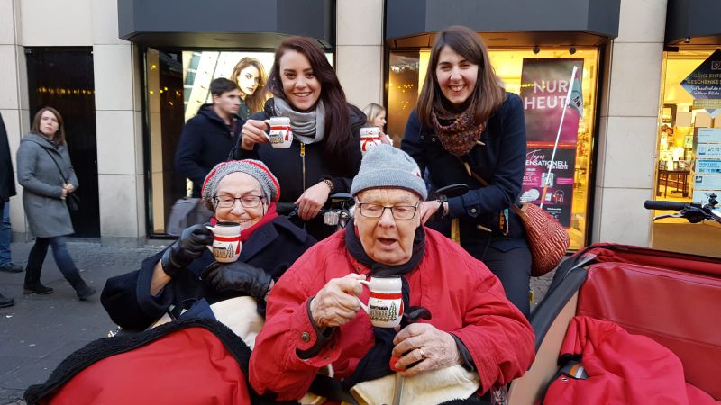 Besuch beim Weihnachtsmarkt