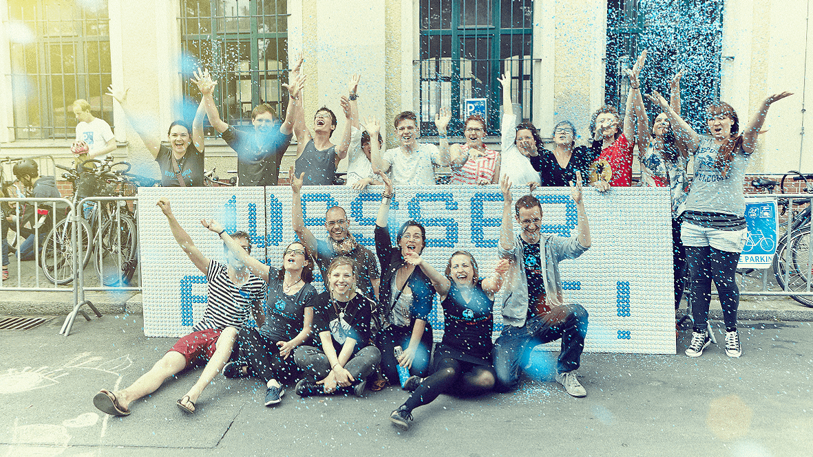 Gruppenbild von Freiwilligen bei Viva con Agua