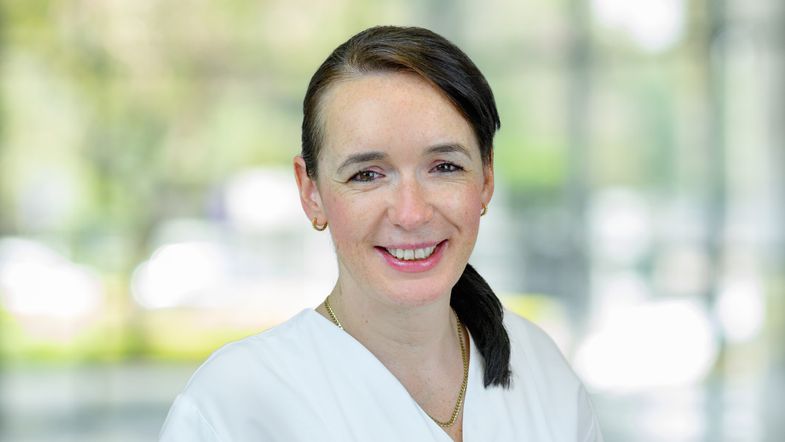 Porträtbild von Christina Kattler, komm. Stationsleitung Station A2.