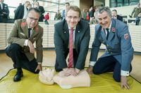 Ministerpräsident Daniel Günther, JUH-Präsident Dr. Jürgen Weise, Malteser Präsident Georg Khevenhüller