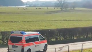 Der Herzenswunsch-Krankenwagen der Malteser auf Tour – unterwegs, um letzte Wünsche zu erfüllen