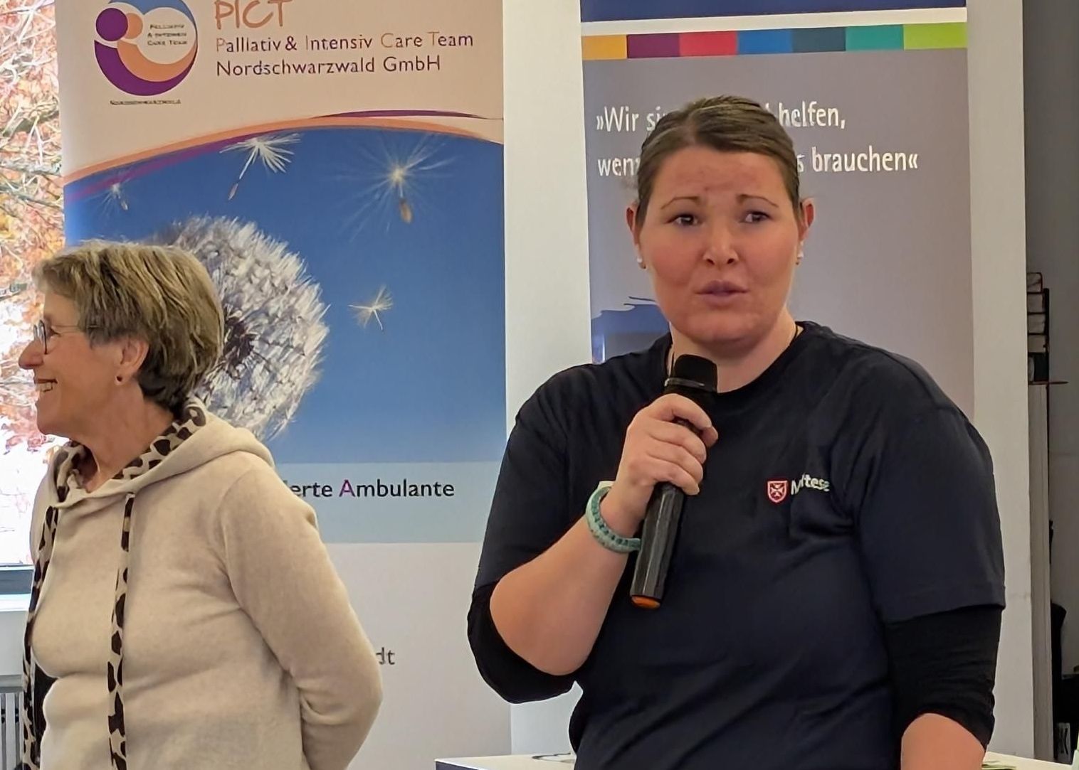 Annika Frech, Koordinatorin des Kinder-, Jugend- und Familienhospizdienstes Calw, begrüßte alle Anwesenden herzlich.