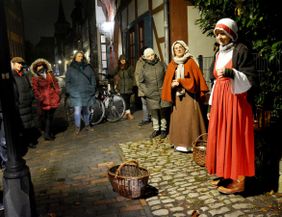 Malteser Hildesheim bei einem besonderen Stadtrundgang