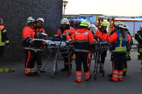 Abtransport von Verletzten