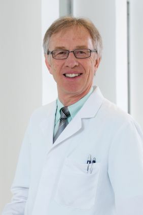 der ärztliche Leiter der MAlteser Klinik von Weckbecker, Dr. Rainer Matejka