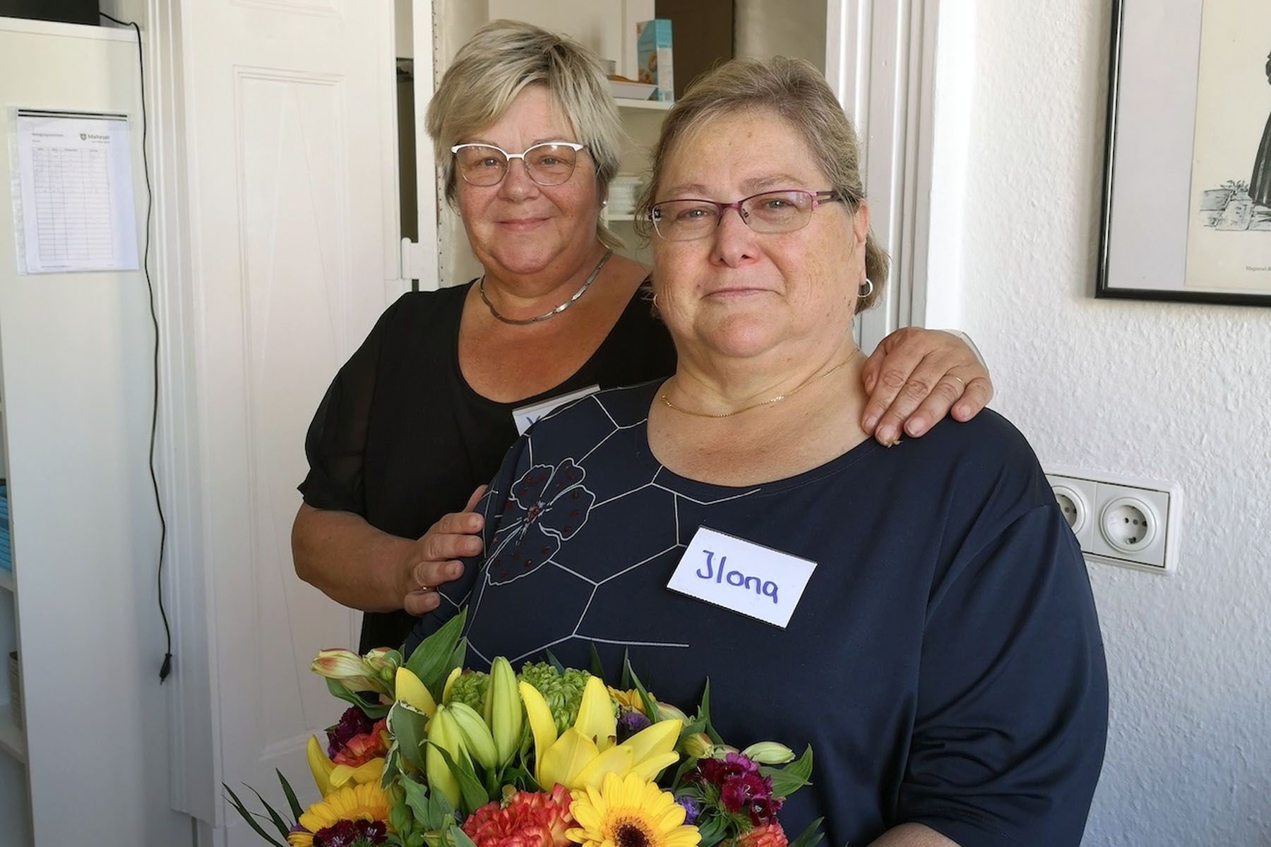 Ehrenamtliche leiten das Plaudercafé in Köthen.