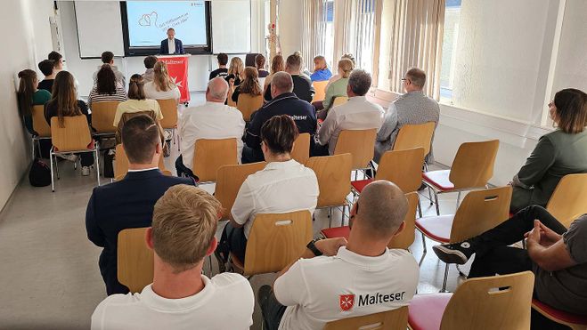 Malteser-Ausbildung beginnt für Notfallsanitäter