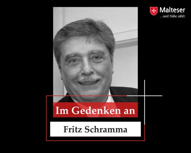 Foto in schwarz-weiß von Fritz Schramma und den Worten "In Gedenken an"