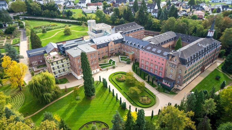 Auszeit Wellness Kloster Arenberg Vogelperspektive