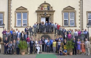 Gruppenbild der Stifterinnen und Stifter auf dem Stiftertreffen in Ehreshoven.