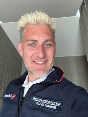 Michael Hirsch