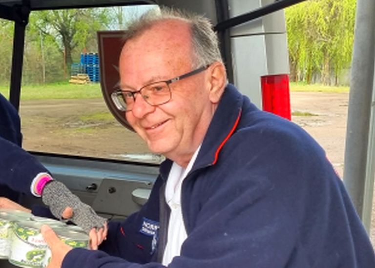 Packt an: Norbert Scheffler.