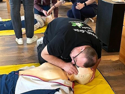 Teilnehmer Erste Hilfe Kurs Singen