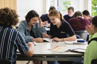 Schulbegleitdienst für Kinder, Jugendliche und junge Erwachsene mit Beeinträchtigung