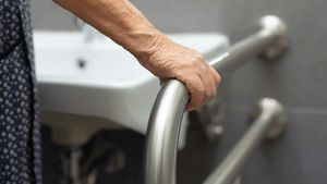 Barrierefreie Badstütze.