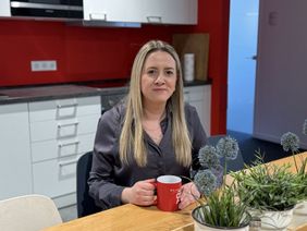 Liza Linzner im Interview zur vergangenen Mitarbeitendenbefragung und welche Ergebnisse daraus resultierten