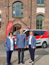 Bei der Verabschiedung von Thomas Peffermann als Diözesangeschäftsführer (von links): Snjezana Schnell, Thomas Peffermann und Christin Benkner. Foto. Antonia Sauer 