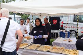 Ein Einblick in das rege und bunte Treiben am vergangenen Samstag rund um das Malteser Zentrum. Geboten wurden afghanischer Tanz, Vorstellung des Besuchs- und Begleitungsdienstes mit Hund, gemeinsame Katastrophenschutz-Übung mit dem THW sowie einen Vortrag zum Thema Patientenverfügung und Co. Fotos: Malteser Fulda/Antonia Sauer