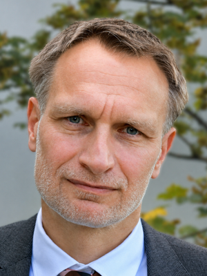 Raimund Heuschneider (MBA)