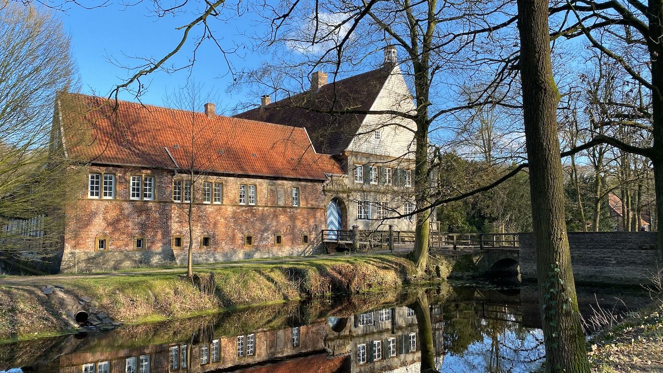 Dinklage von außen