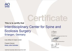 Zertifikat des AO Spine Centers für das Interdisciplinary Center for Spine and Scoliosis Surgery, gültig bis November 2025.
