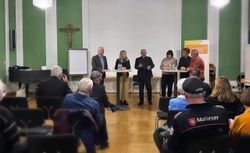 Teilnehmer am Akademieabend zur Lage in der Ukraine - Partnerschaft des Caritasverbandes