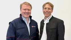 Zwei Männer blicken in die Kamera: Kreisbeauftragter Carl Philipp von Weitzel-Mudersbach und Kreisgeschäftsführer Gerald Helminger 