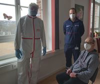 : Bereit für den Einsatz (von links): Valentin Schneider, Mitarbeiter Ausbildung, Matthias Schnell, Leiter Malteser Bürgertestzentrum vor Ort im Malteser Zentrum sowie Michael Aschenbrücker, Referent Einsatzdienste. 