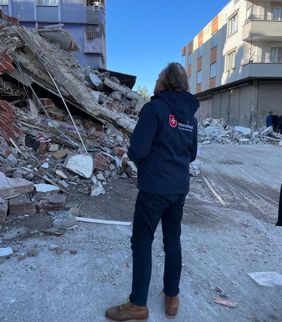 Schadensanalyse nach dem Erdbeben in der Türkei. Foto: Malteser International