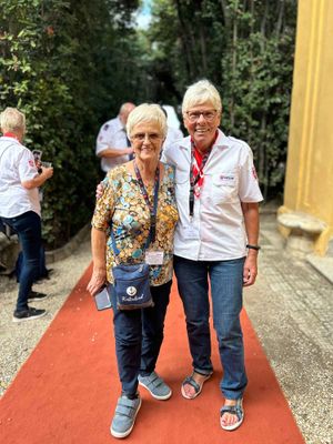Gemeinsames Foto von Ida und Roswitha auf ihrer gemeinsamen Reise in Rom 