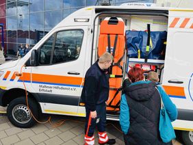 Die Malteser im Bezirk Rheinland West bei Segmüllers Tag der Retter und Helfer in Pulheim 