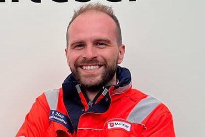 Porträt von Philipp, Malteser Notfallsanitäter aus Naunheim