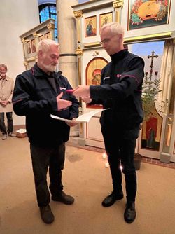 Übergabe der Ukrainehilfemedaille