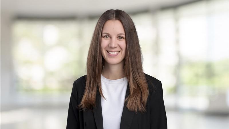 Portrait der Referentin der Fachstelle Vielfalt, Gleichstellung und Inklusion: Saskia Pfeiffer