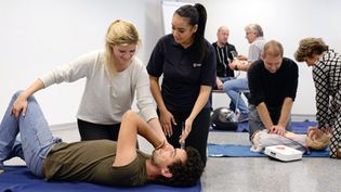 Übungen der Erste-Hilfe-Ausbildung