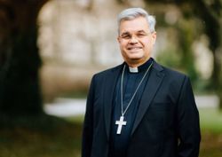 Erzbischof Dr. Udo Markus Bentz