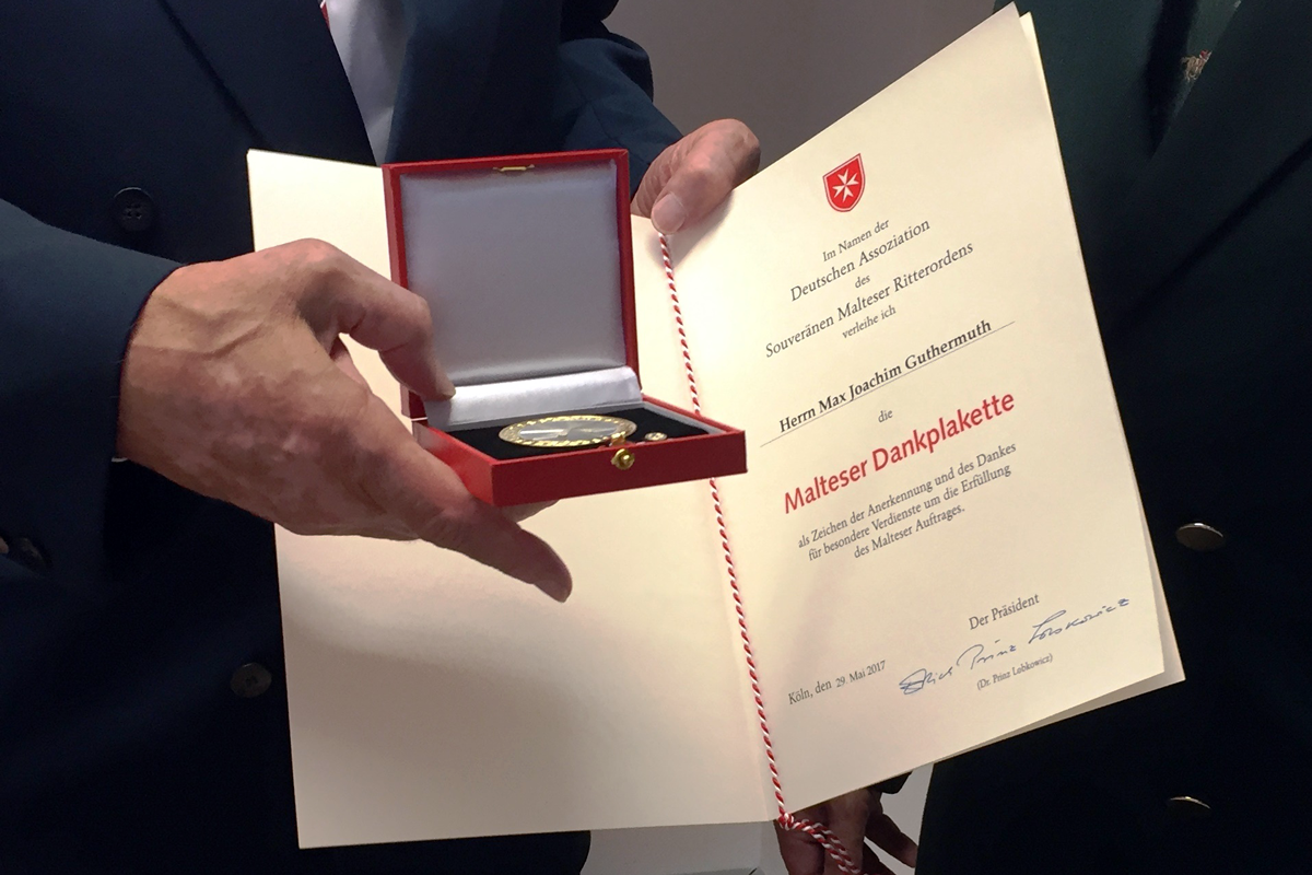 Herrn Gutermuths Dankplakette für seine großzügigen Spenden