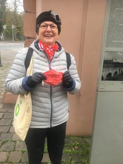 Sibille Borger führt die Malteser Stadtspaziergänge durch und hat einige interessante Strecken im Angebot. Foto: Malteser 