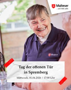 Eine Person in Malteser-Bekleidung sitzt an einem Tisch in einem hellen Raum. Auf der Brust ist das Malteser-Logo sichtbar. Im Vordergrund ist ein weiterer Gesprächspartner angeschnitten. Unten im Bild befindet sich ein weißes Hinweisschild, mit rotem Klebeband befestigt, auf dem steht: „Tag der offenen Tür in Spremberg – Mittwoch, 01.04.2026 | 17:00 Uhr“. Oben rechts ist das Malteser-Logo eingeblendet.