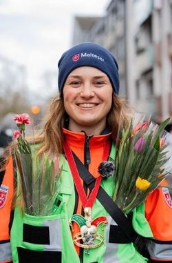 Straßenkarneval: Malteser warnen vor K.O.-Tropfen