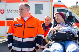 Yanniks letzter Wunsch: Einmal mit dem Helikopter fliegen