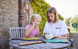 Kinder- und Jugendhospizarbeit ist ein unverzichtbarer Teil der Malteser Hospizarbeit. Die Malteser sind führend in diesem Bereich. An 38 Standorten in Deutschland bieten ihre Kinder- und Jugendhospizdienste Unterstützung für Familien an. Foto: Ruprecht Stempell