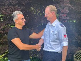 Michael Landsberg mit Diözesanleiter Magnus Freiherr von Canstein. Foto: Malteser